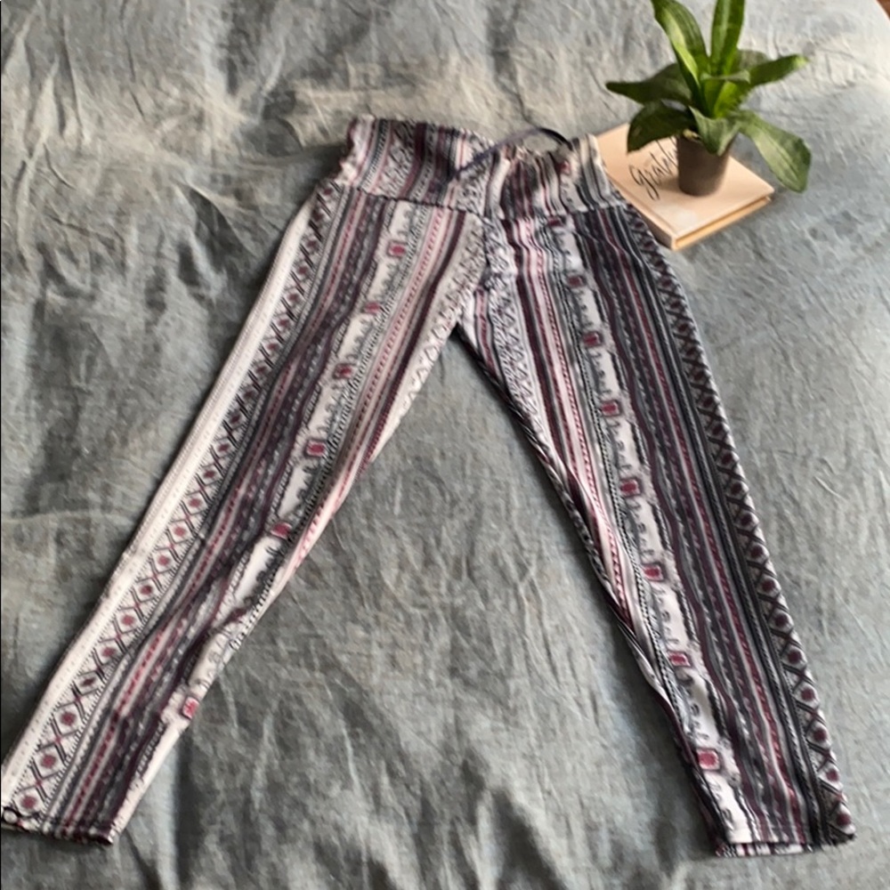 TODAY ONLY SALE Onzie flow patterned leggings